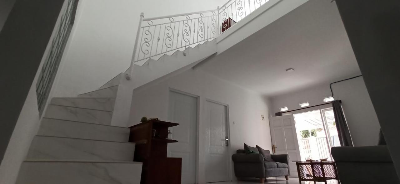 הוילה Jk House בנדונג מראה חיצוני תמונה